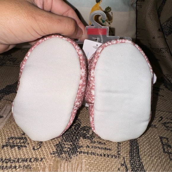 Carter'S NWT! Just One You Baby White/Red Quilted Construction Slippers - Picture 6 of 8